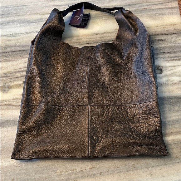 ANA FAYE NWT -Helena hobo bag in bronze metallic leather - Picture 8 of 8